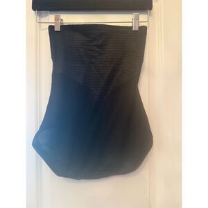 BNWT Werena Shapewear Briefs Size Medium